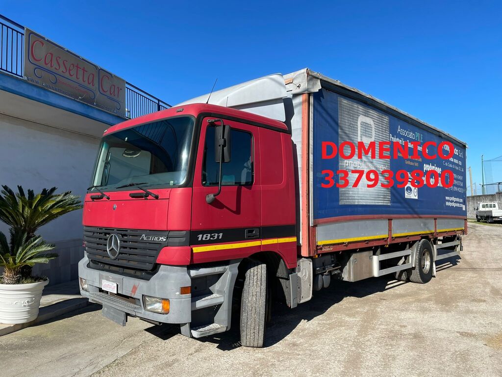 5334432  Camion MERCEDES-BENZ 1831