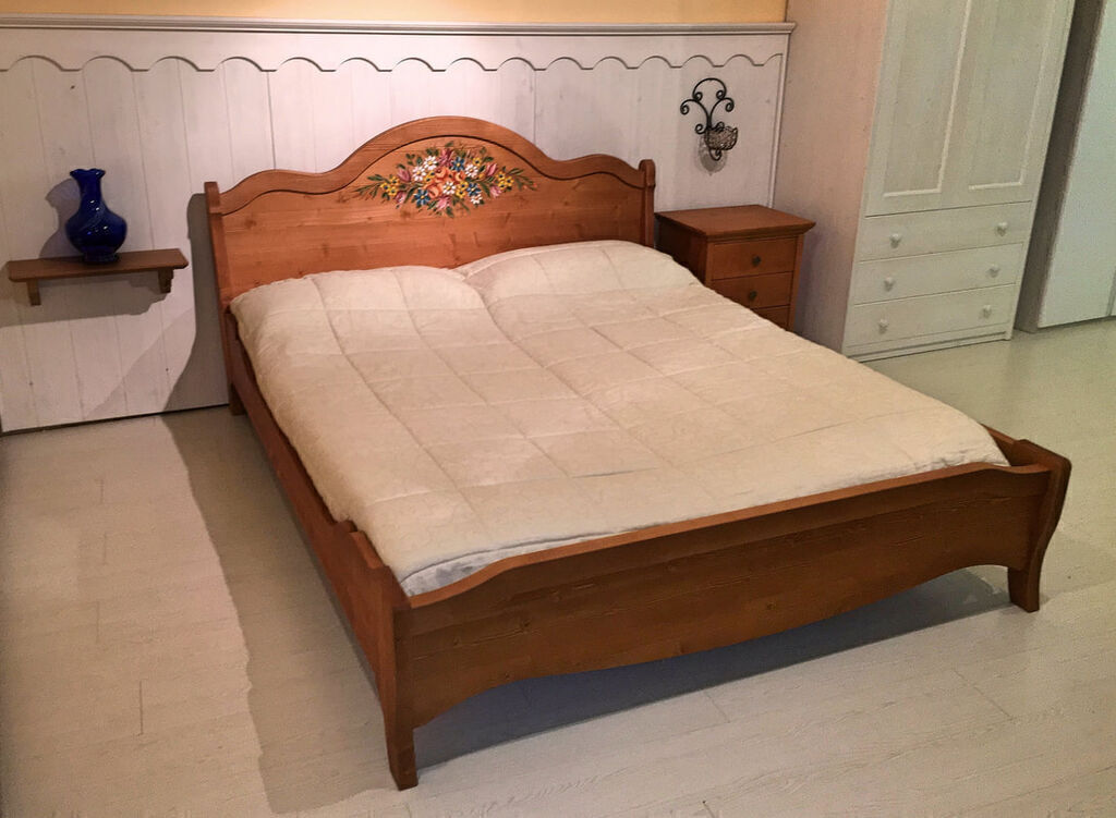 5335670 Letto tabi decorato