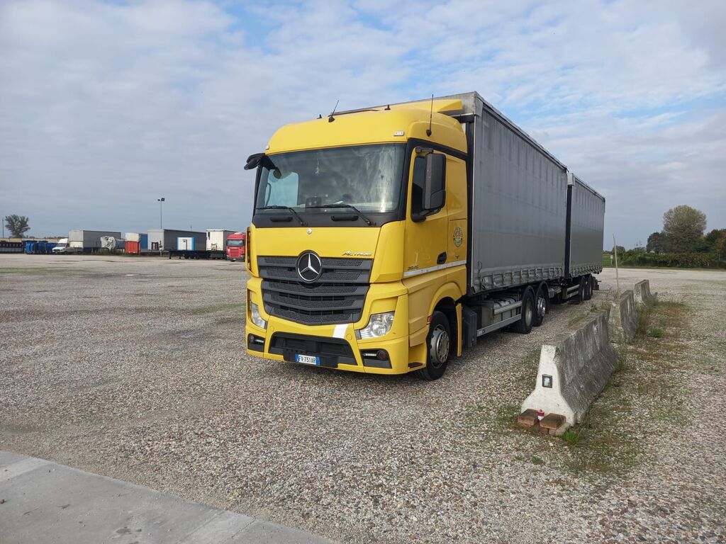 5335325  MERCEDES Actros 2545