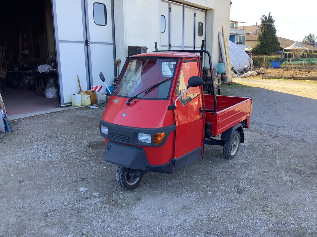 4898887  PIAGGIO APE Europe